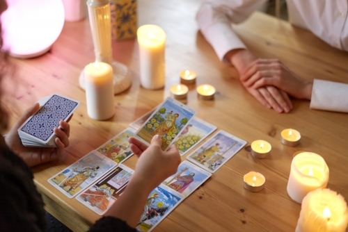 銀座・新橋で当たると人気の占い｜